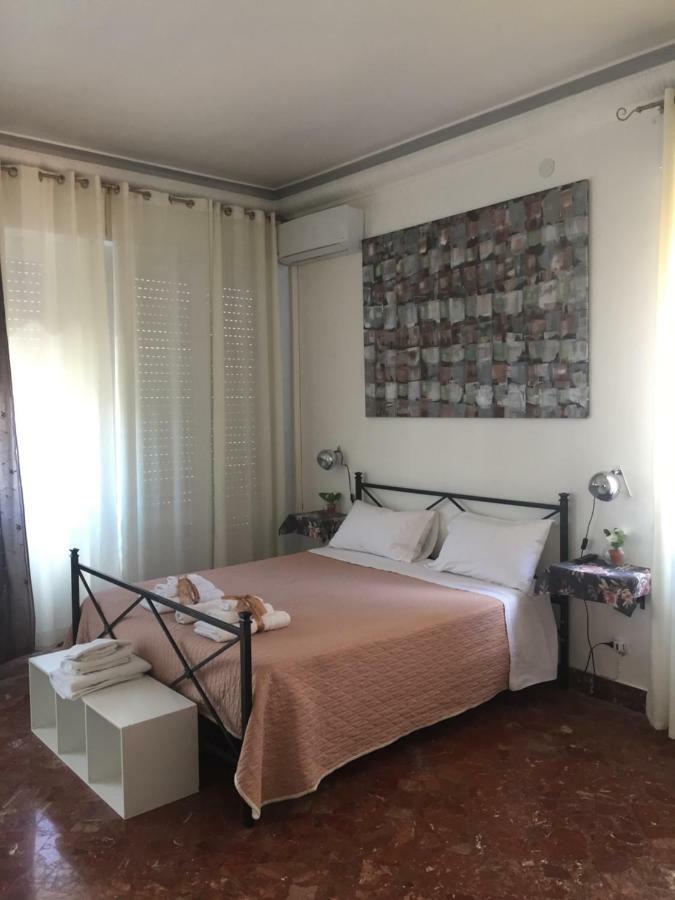 パレルモ Morfeo 2 Locazioni Turistiche Bed & Breakfast エクステリア 写真